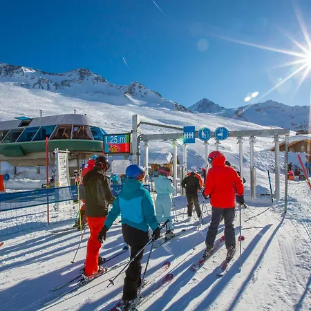 Le Refuge Du Bouchet Authentic Alpine Refuge Near | Peaceful Escape - Happy *